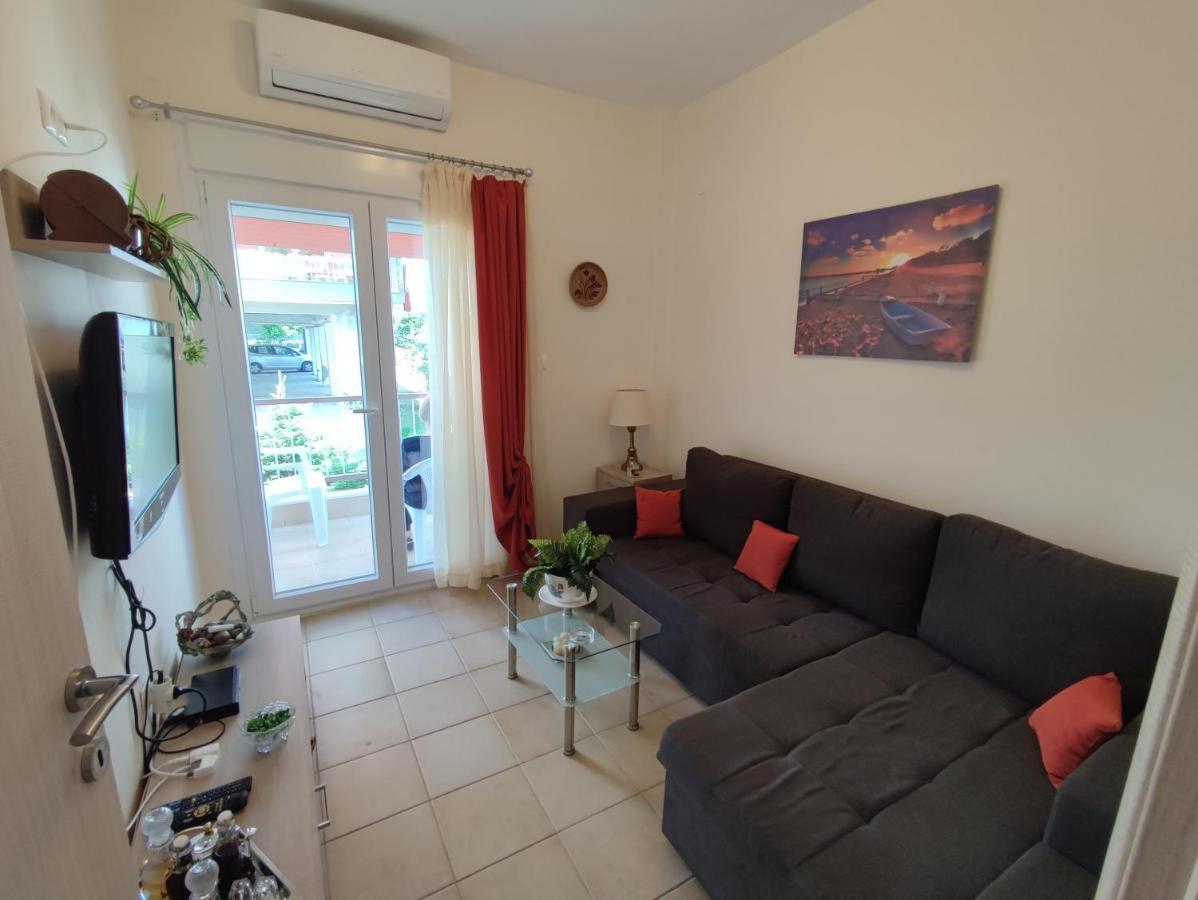 Eirini'S Place Nea Kallikrateia Luaran gambar